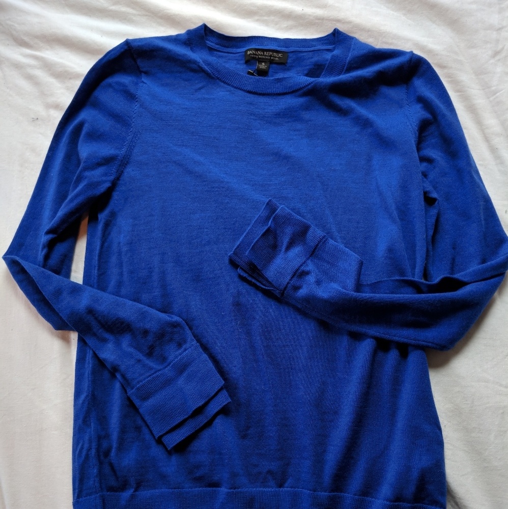 NWT Banana Republic merino wool sweater